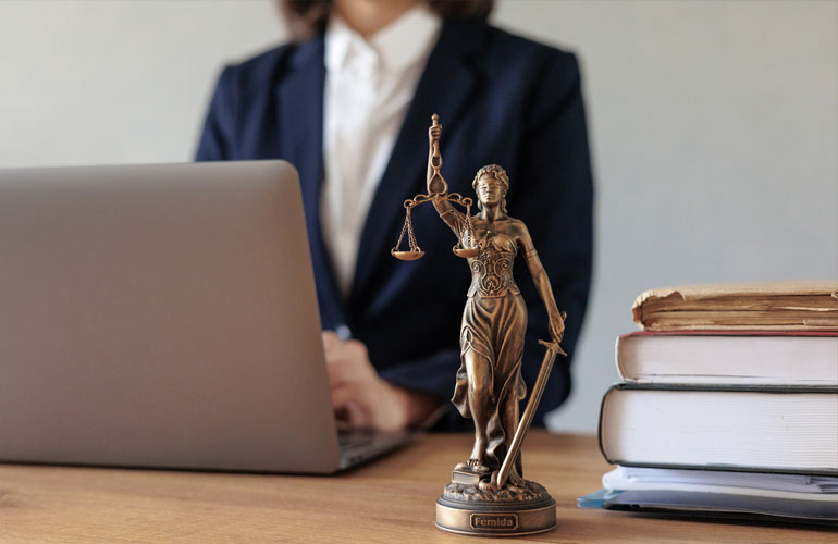 Asesoría Civil y Contractual