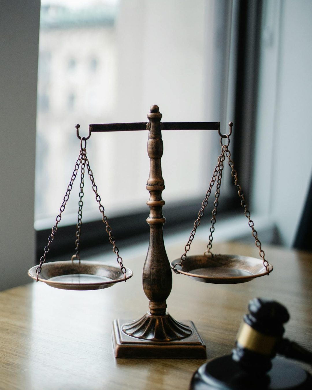 pexels-sora-shimazaki-5669602